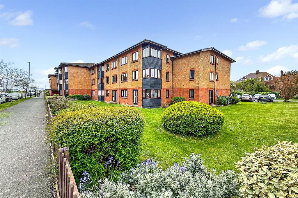 Additional image 9 of 1 bed flat for saleFitzalan Road, Littlehampton, West Sussex BN17