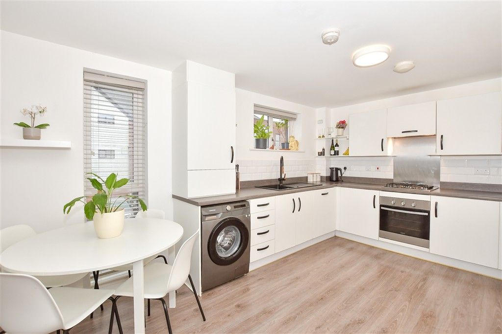 Property photo 3 of 13 Kitchen