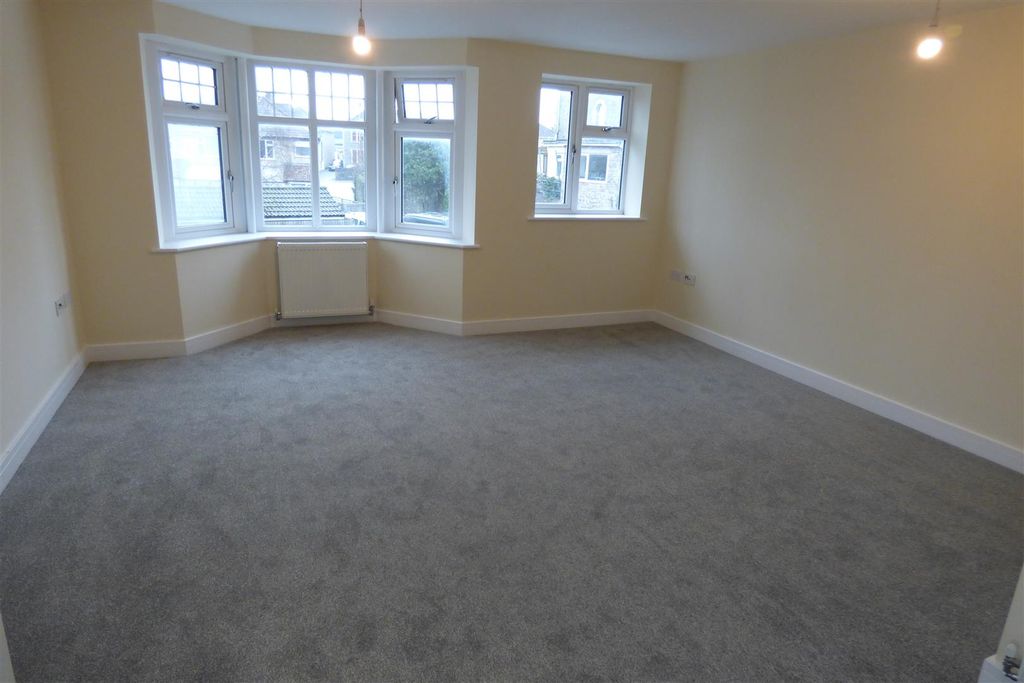 Property photo 2 of 7 P1410282.Jpg