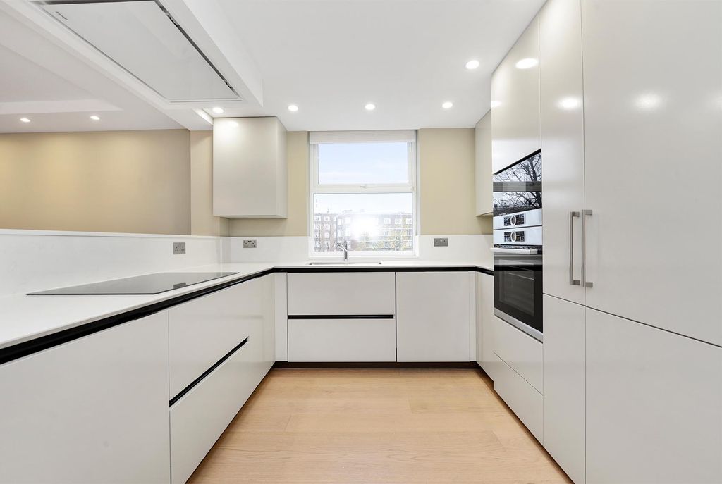 Property photo 2 of 8 7-1