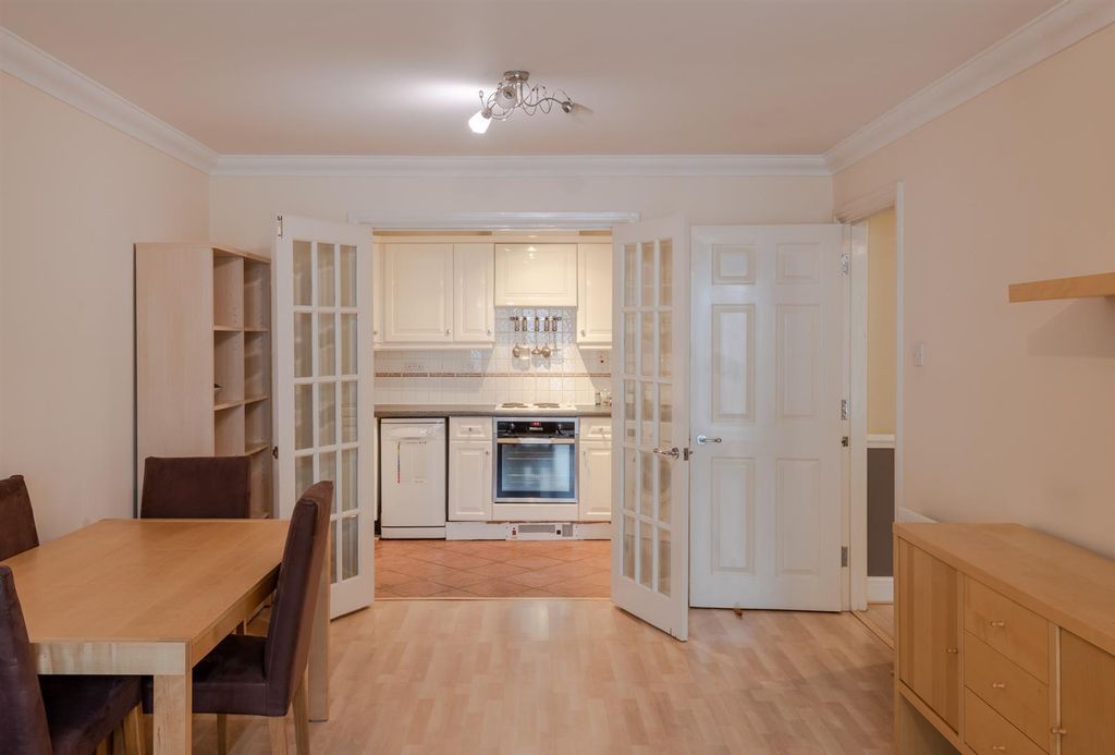 Property photo 2 of 11 Dzedert_Qeg4Wa39_l2Qwq.Jpg