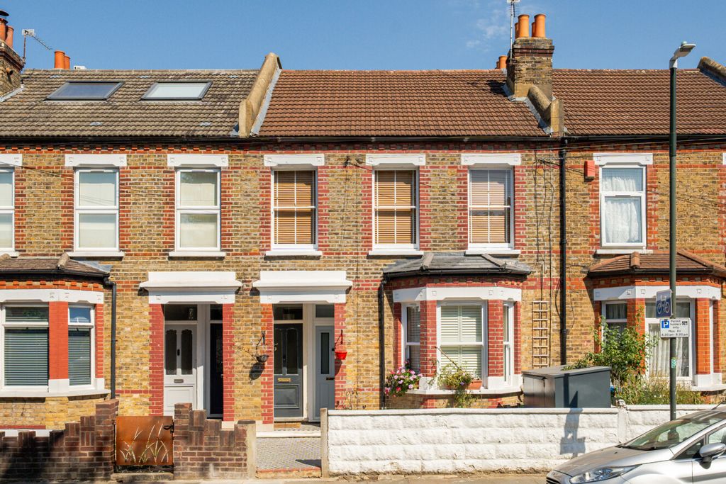 Property photo 1 of 13 1508161-1-6A7De7A...