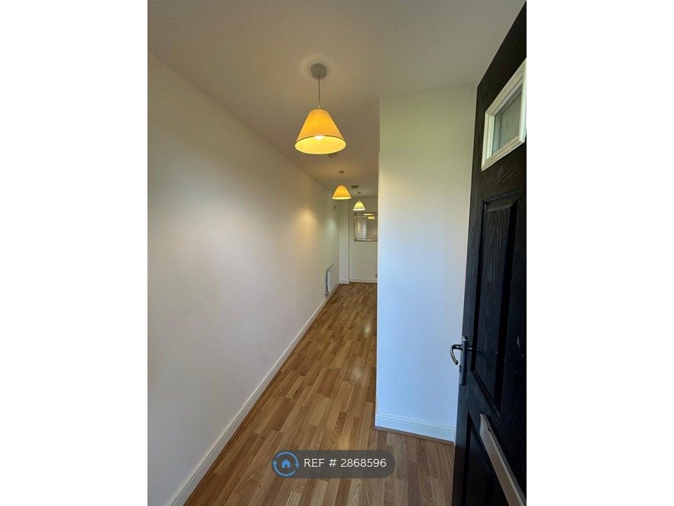 Property photo 2 of 29