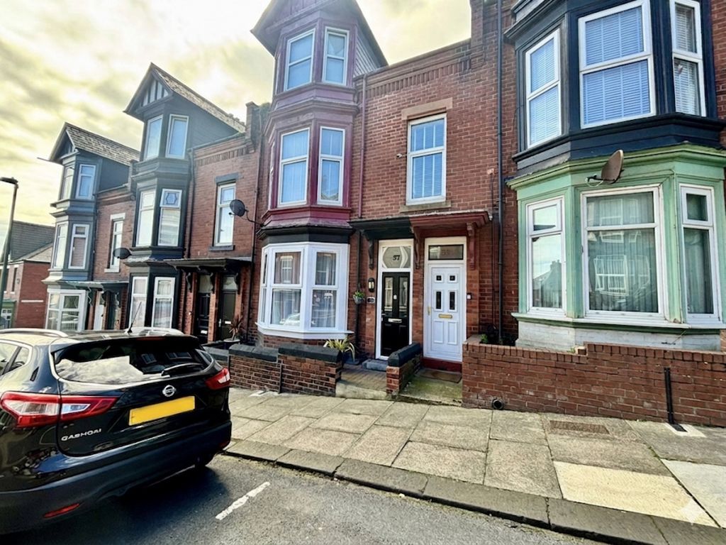 Property photo 1 of 18