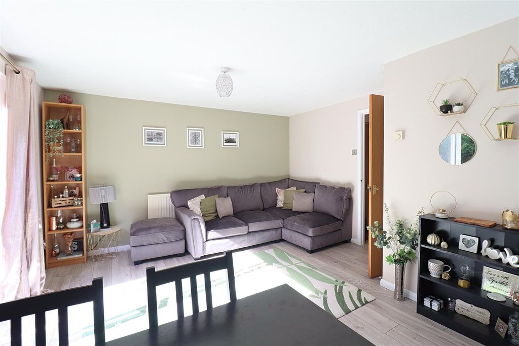 Property photo 2 of 10 Img_8436.Jpg