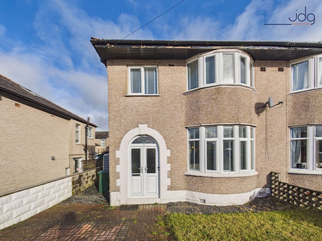 Property photo 1 of 15 Welcome To Leyburn Road