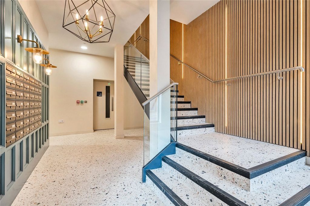 Property photo 1 of 13 Picture No. 12