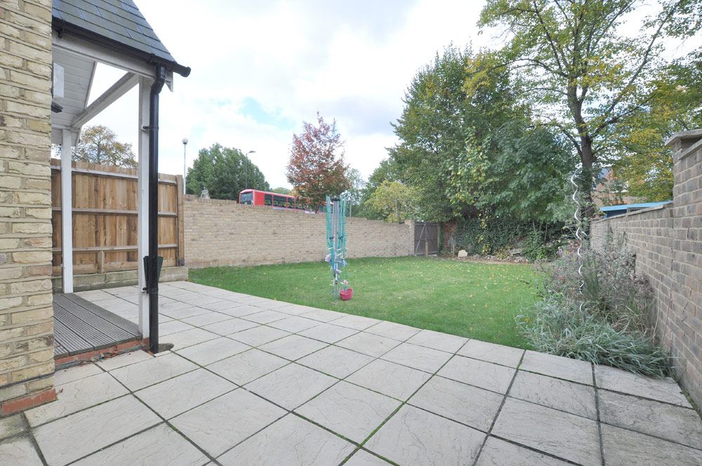 Property photo 2 of 7