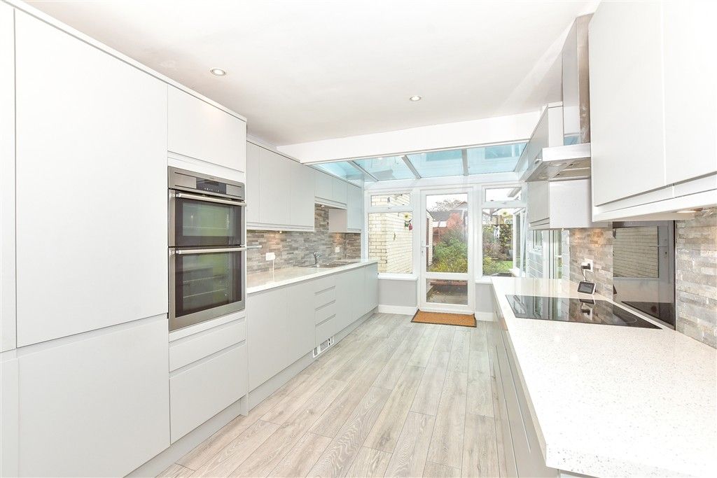 Property photo 2 of 13 Kitchen