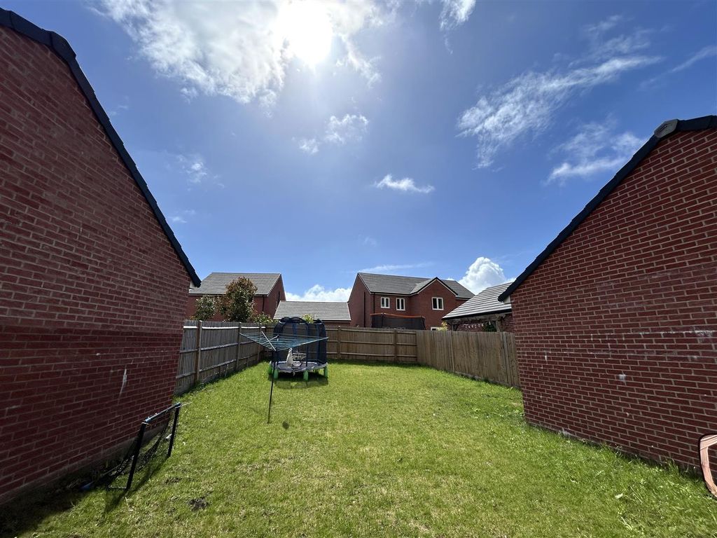 Property photo 2 of 12 Img_1658.Jpg