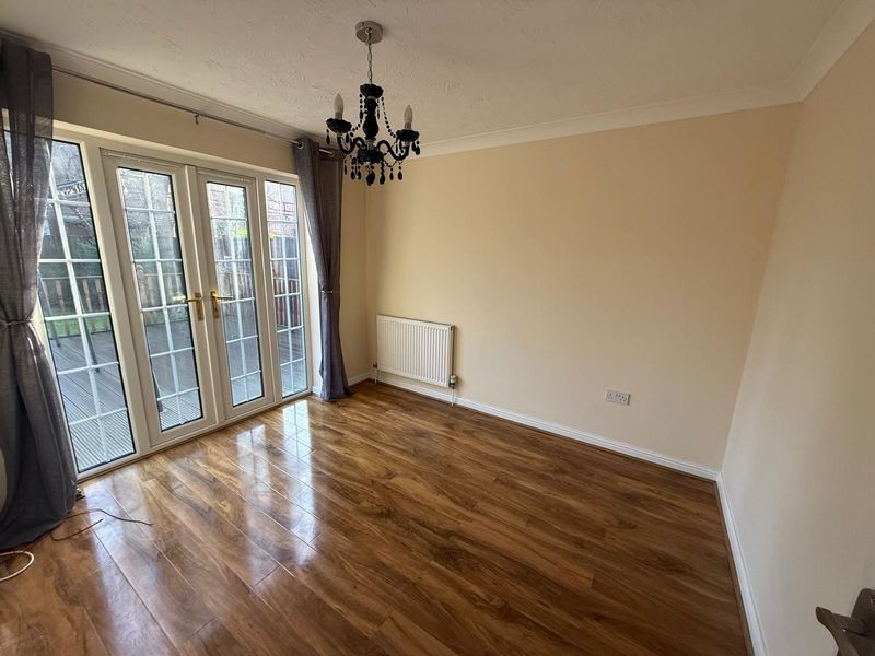 Property photo 3 of 19 Photo 19