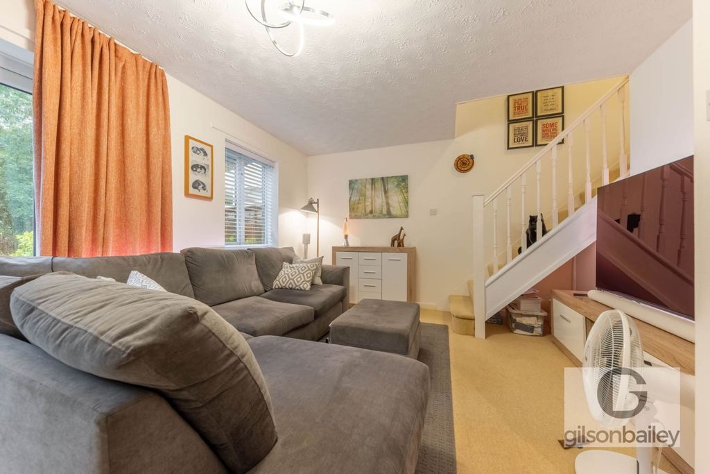 Property photo 3 of 13