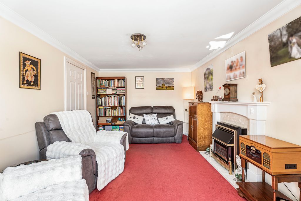 Property photo 3 of 31 1962403