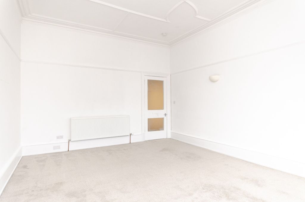 Property photo 3 of 20 3
