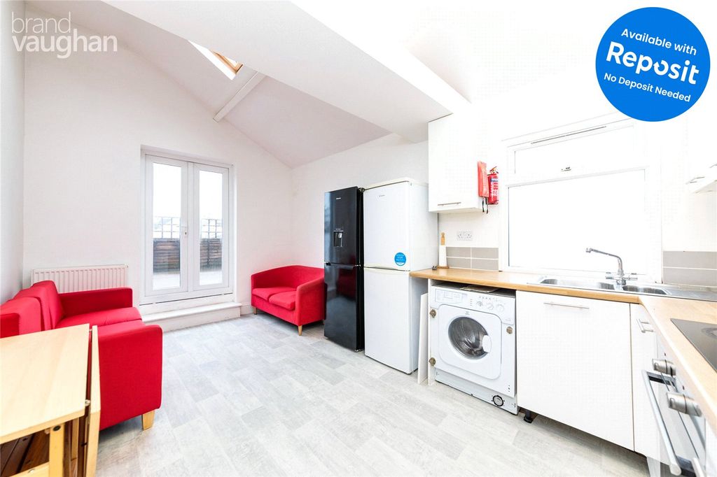 Property photo 1 of 14 Picture No. 25