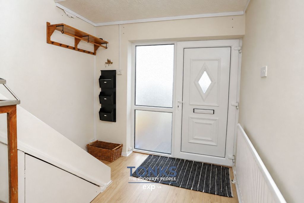 Property photo 3 of 23