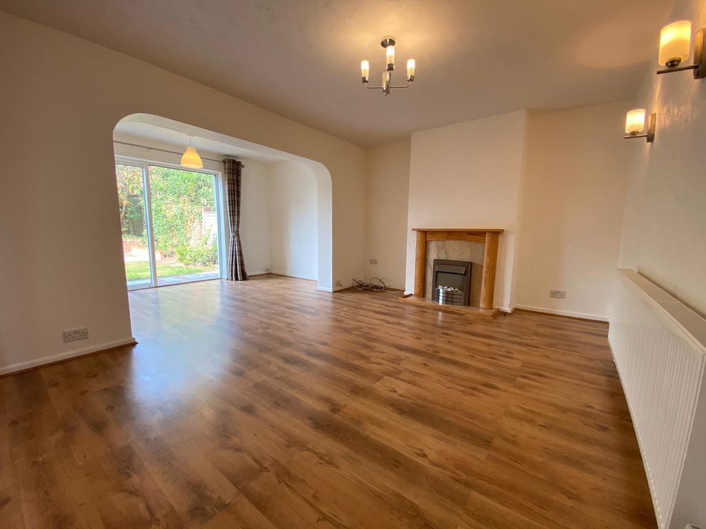 Property photo 2 of 15 Image