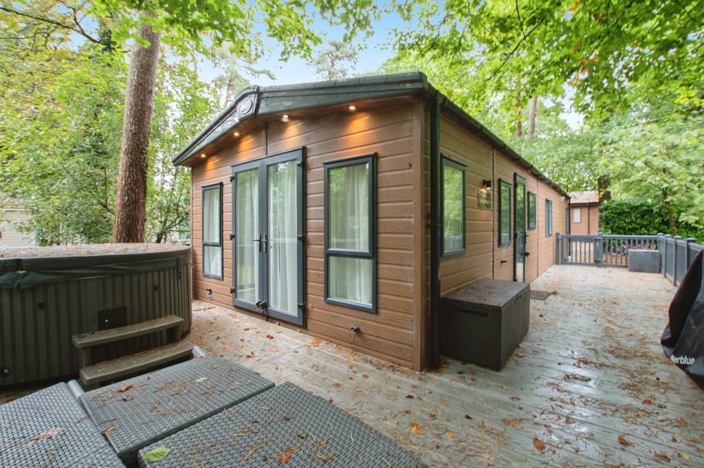 Property photo 2 of 18