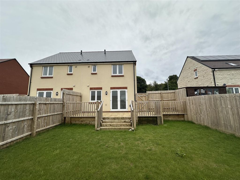 Property photo 2 of 16 Plot 238 Rear 2.Jpeg