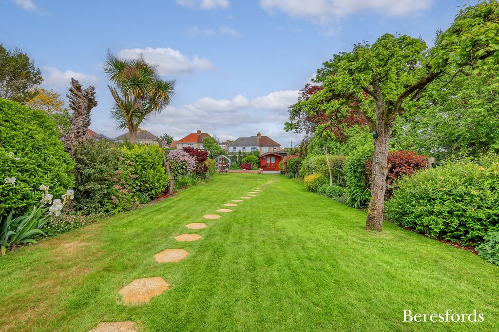 Property photo 1 of 27 Picture No. 20
