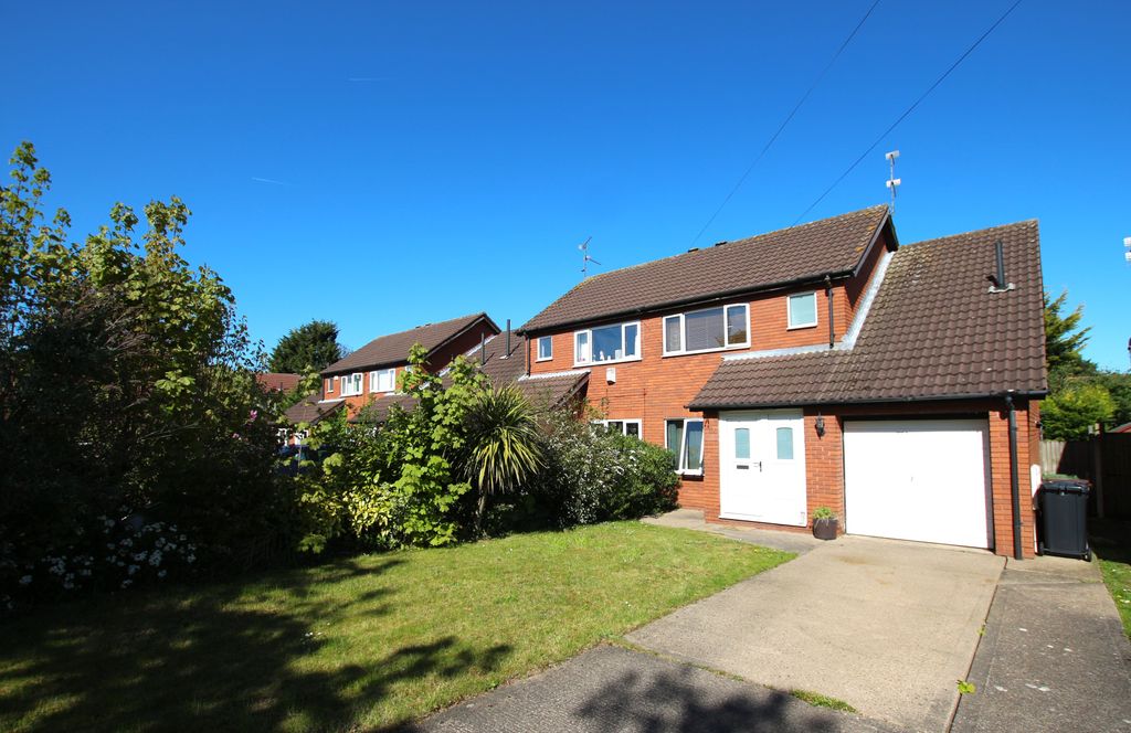Property photo 1 of 9