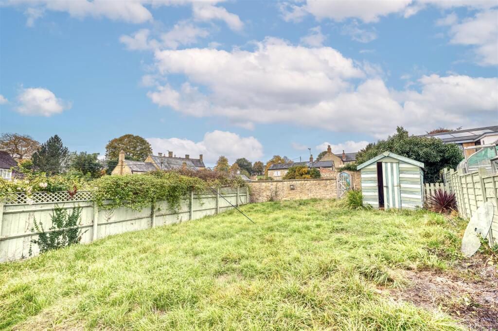 Property photo 2 of 14