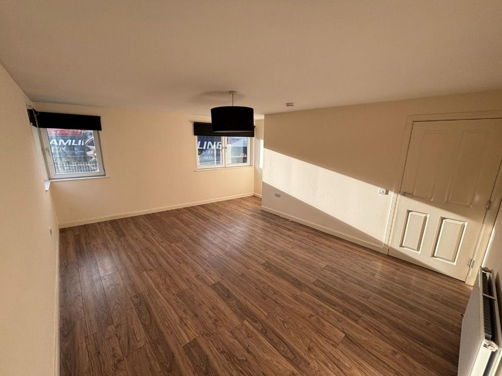 Property photo 3 of 19 Photo 3