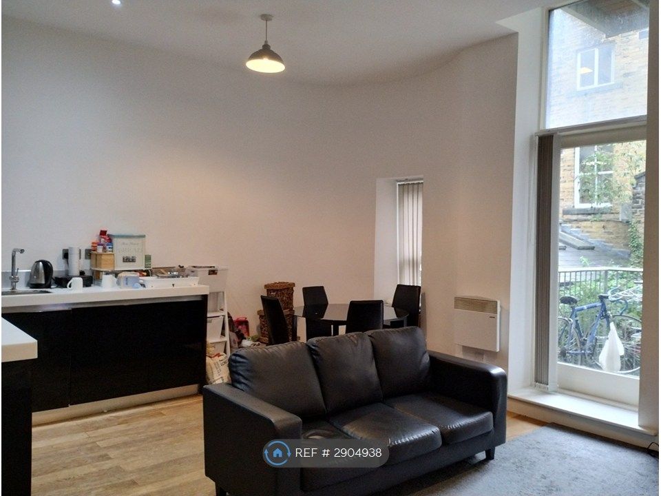 Property photo 3 of 7