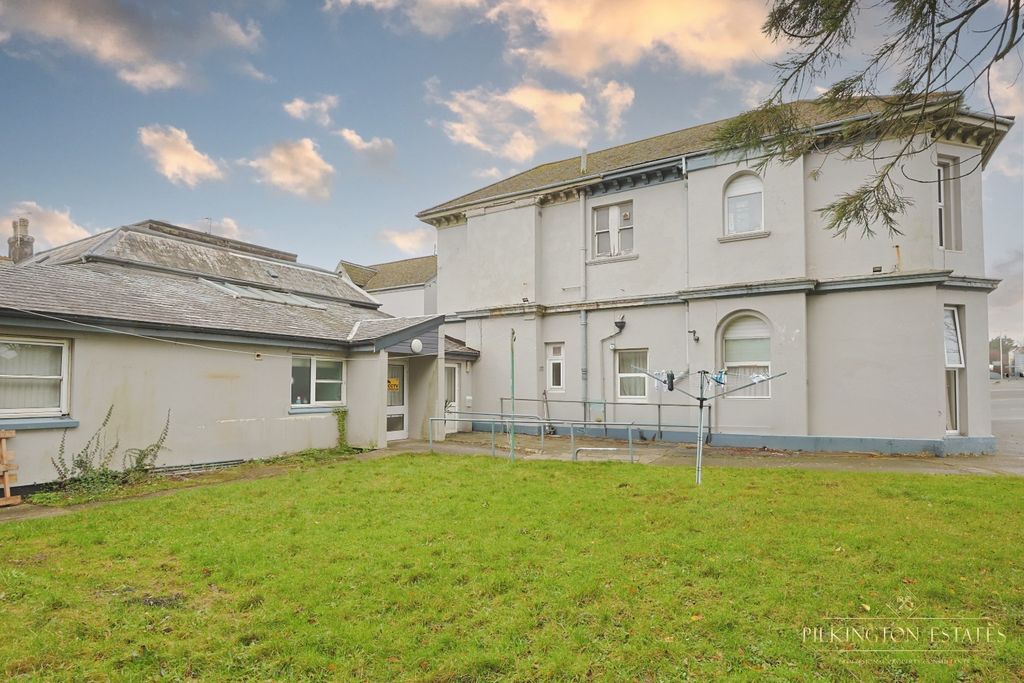 Property photo 3 of 31 5239754