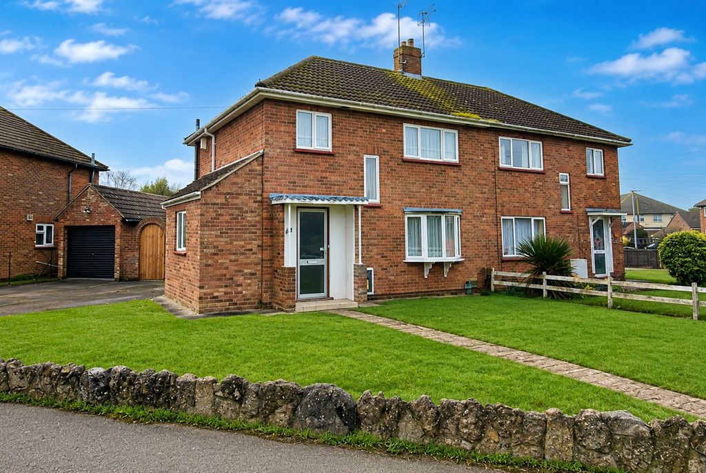 Property photo 1 of 17 Picture No. 32