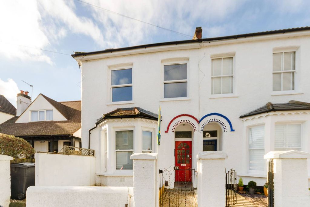 Property photo 1 of 10