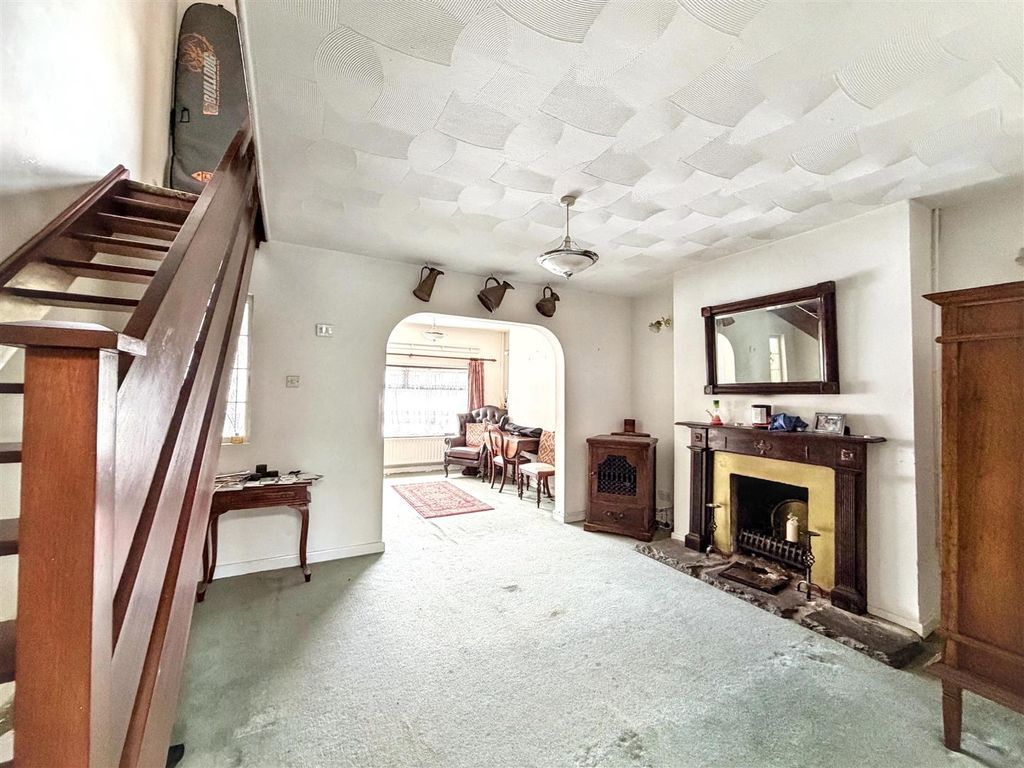 Property photo 2 of 11 Img_5474.Jpg