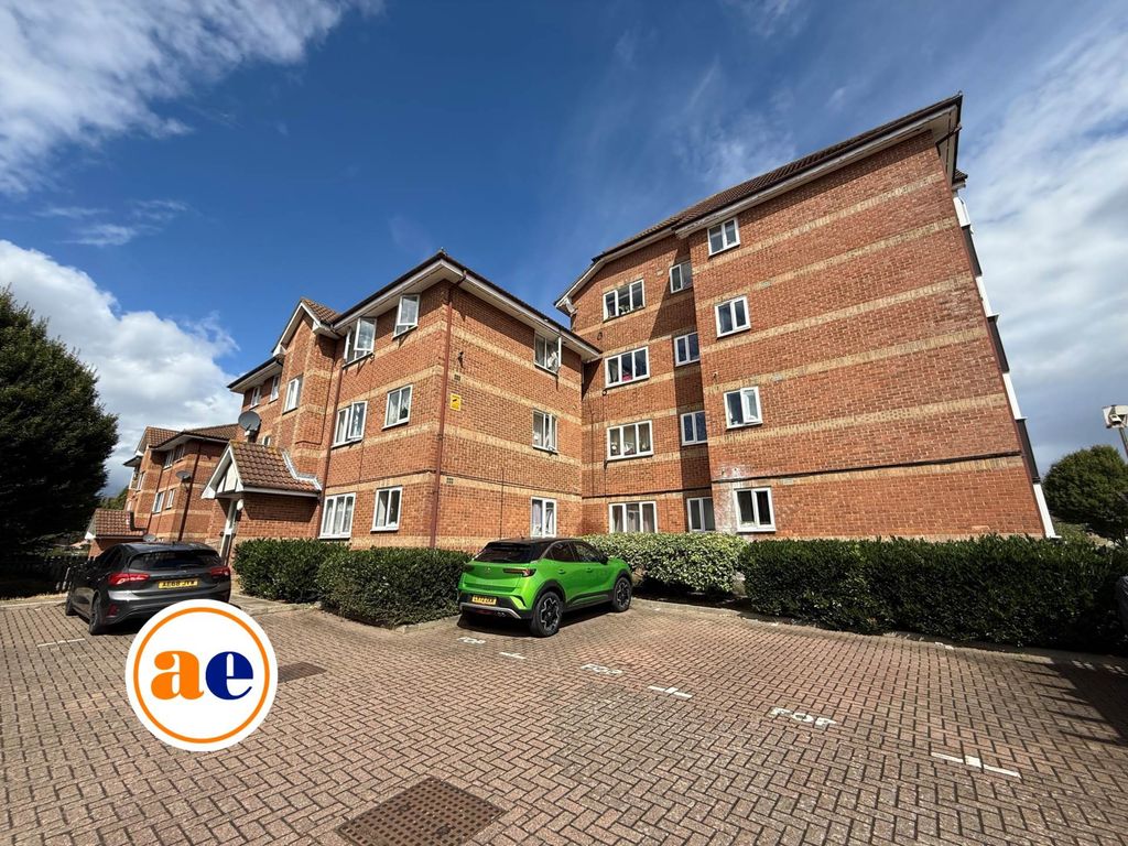 Property photo 1 of 11