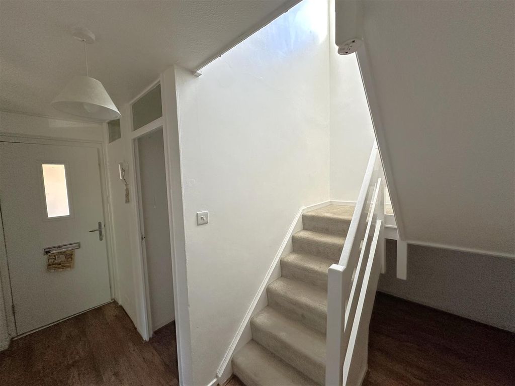 Additional image 16 of 3 bed flat for saleOrkney Walk, Corby NN17
