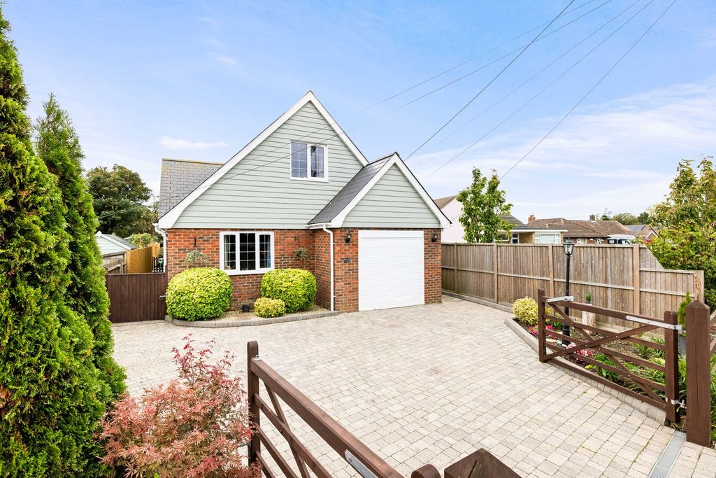 Property photo 1 of 24