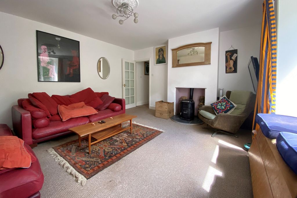 Property photo 2 of 11 Photo 1