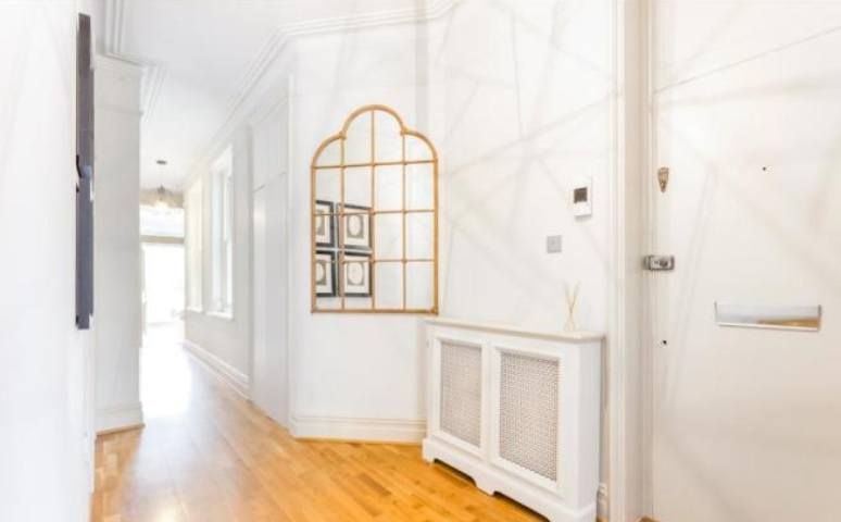 Property photo 2 of 19 Gallery