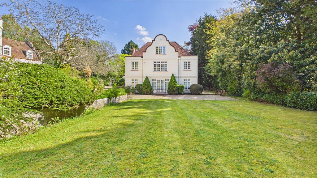 Property photo 2 of 12 Picture 2