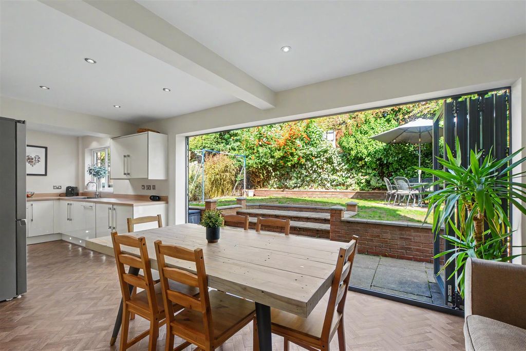 Property photo 3 of 28 Open Plan Kitchen Diner