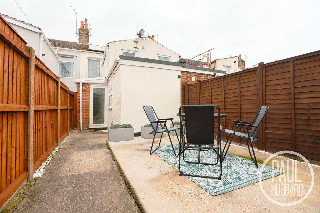 Property photo 2 of 14 7R5A4861-2.Jpg