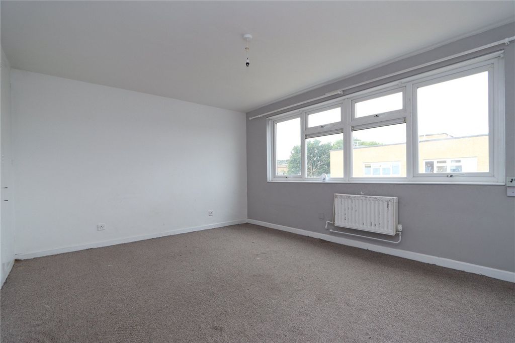 Property photo 2 of 6 Picture No. 01