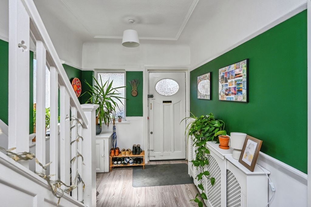 Property photo 2 of 19 Pbox-Img.Jpg