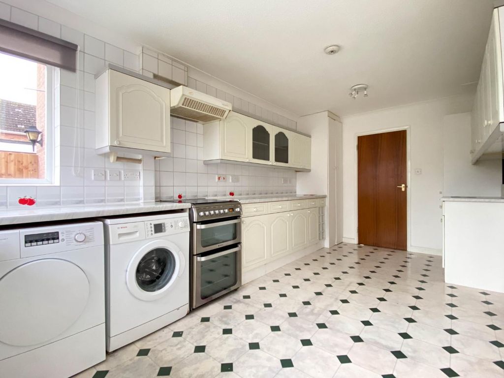 Property photo 2 of 16 Image00014.Jpg