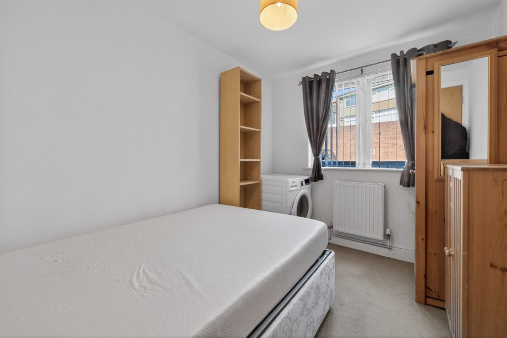 Additional image 15 of 2 bed flat for saleRidgeway Road, Rumney, Cardiff, South Glamorgan CF3