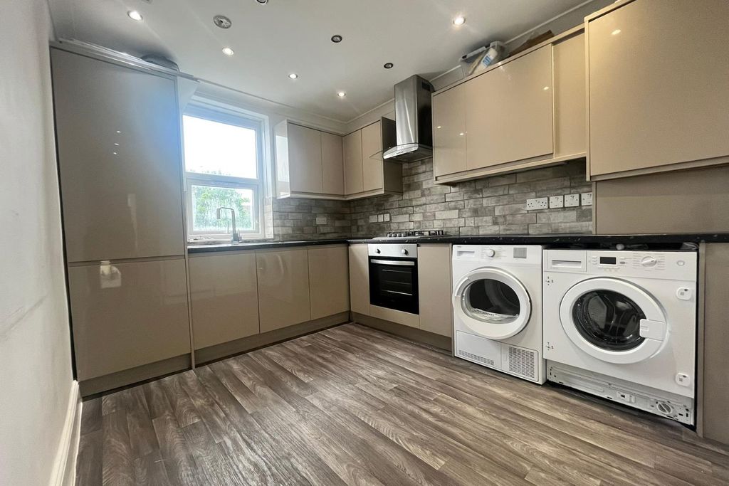 Property photo 1 of 6 Untitled Design.Png