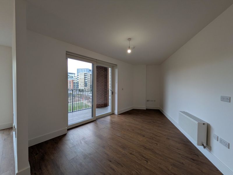 Property photo 2 of 8 Photo 6