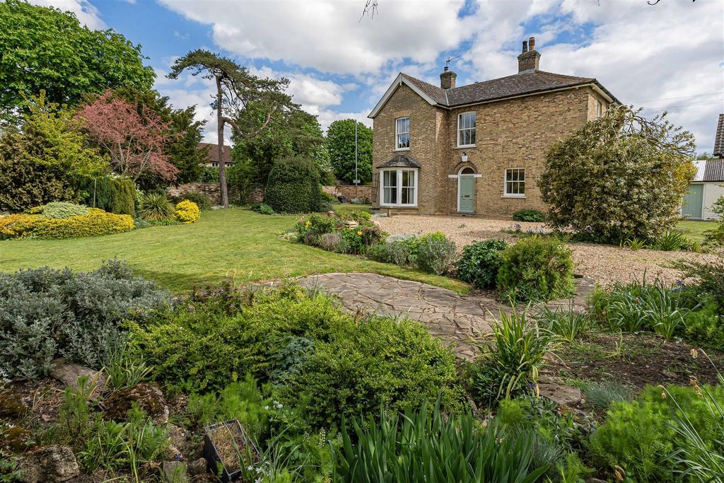 Property photo 1 of 38 12_79332.Jpg