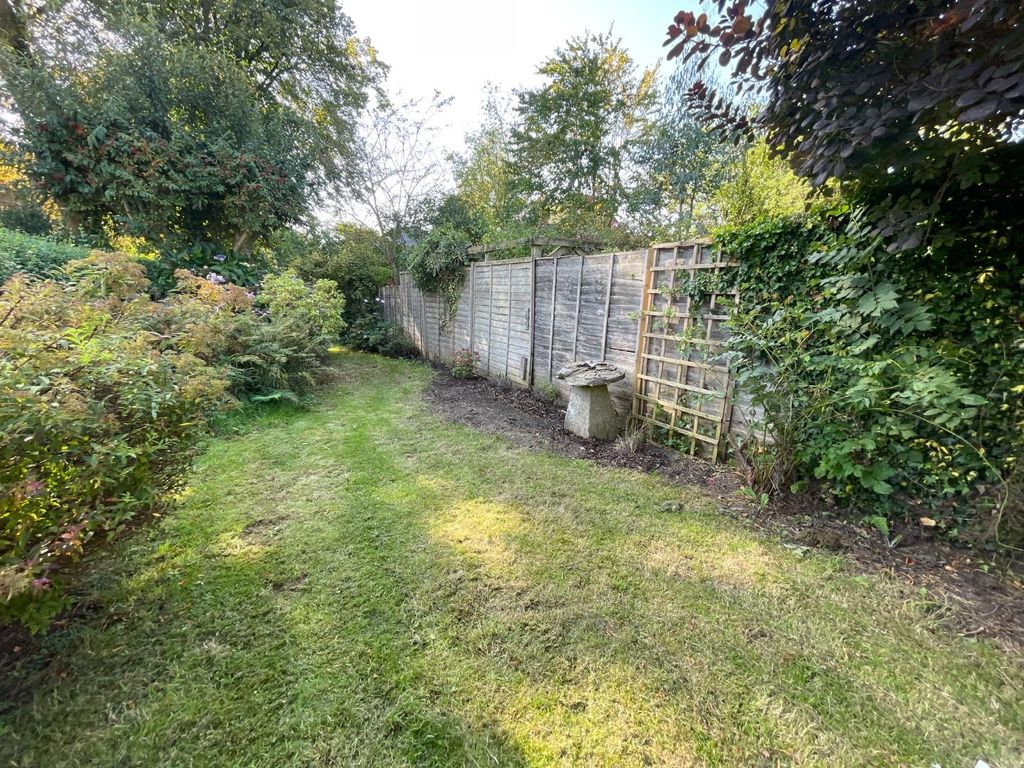 Property photo 3 of 13