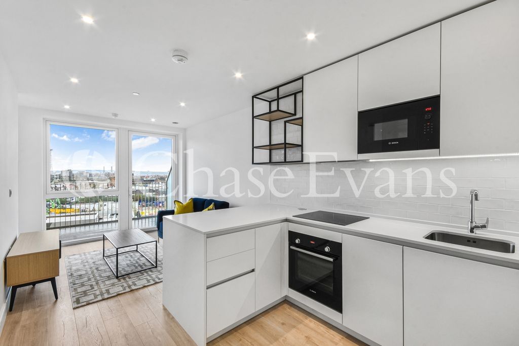 Property photo 1 of 12 Kitchen