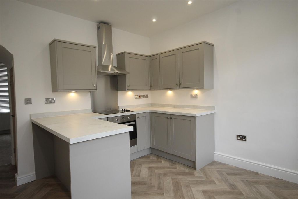 Property photo 1 of 11 Kitchen Diner